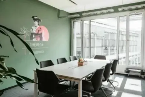 Satellit City Theresienhöhe