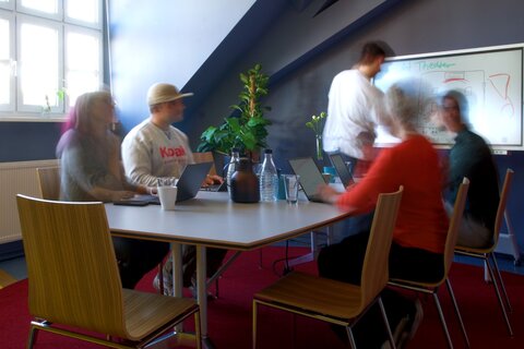 Konrad: Trainings, meetings or online events above the rooftops of the city